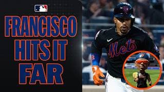 Francisco Lindor hits a LONG home run to the SECOND DECK on his WWE bobblehead night! 😮‍💨